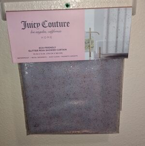 JUICY COUTURE GLITTER PEVA SHOWER CURTAIN 70 X 72 GLITTER SHOWER CURTAIN NEW